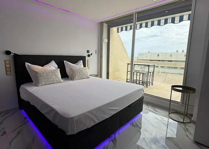 Appartement Luxe Vue Persuasion - Héliopolis D 8 - 2 Personnes